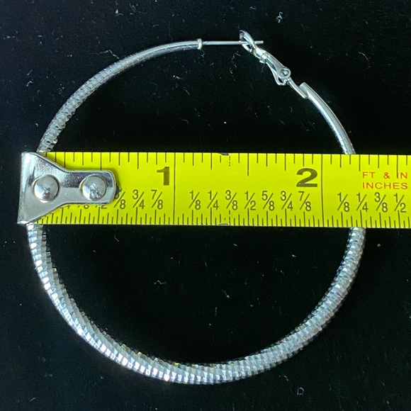 SET OF 2 XL HOPP EARRINGS - Picture 10 of 11